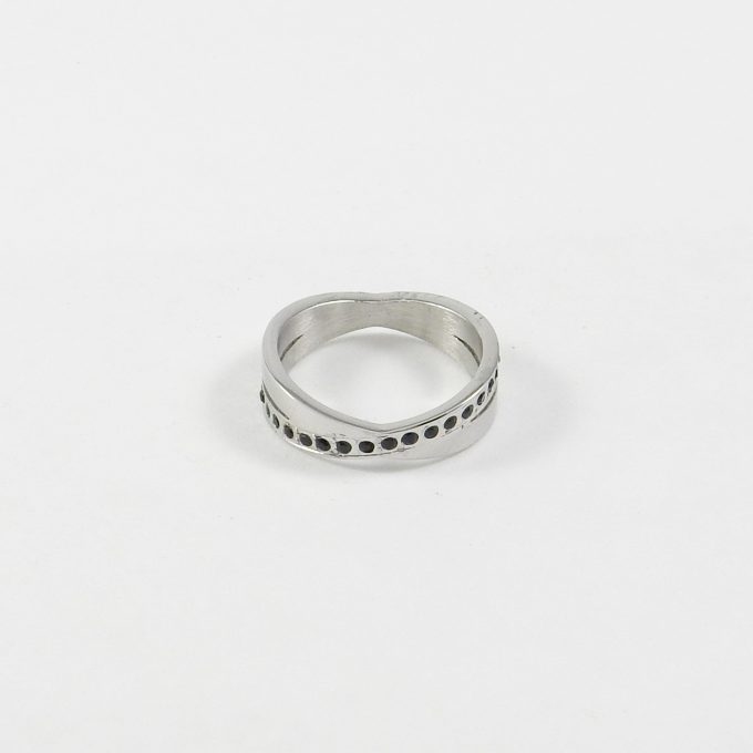 AN1654  ANILLO NEGRO