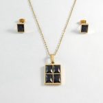 J2550  JUEGO DORADO CON CADENA