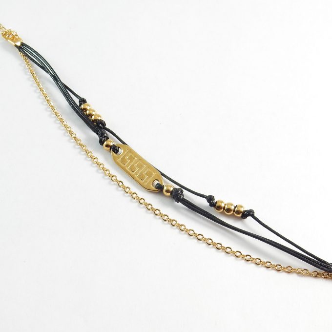 P2022  PULSERA HILO DORADA