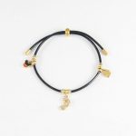 P2990  PULSERA CON DIJES DORADA